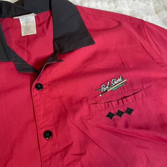 DISNEY Large Pool‎ Bowing Shirt Button Up Vintage Mickey Goofy Red Black Retro - Picture 2 of 7
